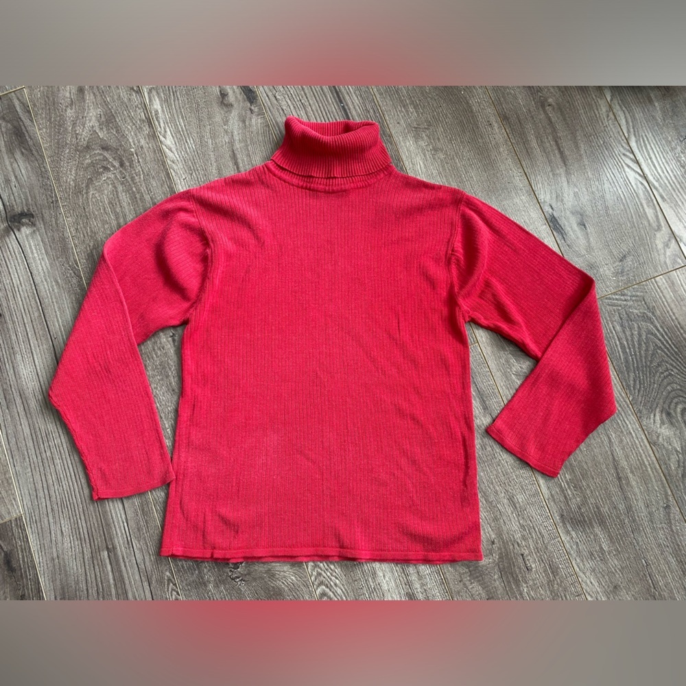 Vintage Bianca Nygard Red Ribbed Turtleneck Sweater 75% silk 25% cotton